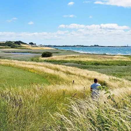 8 Person In Ebberup-by Traum *